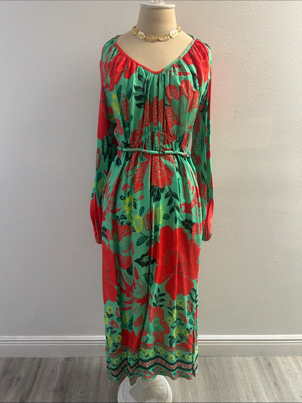 FARM Rio Green Maxi Dress with Bold Red Floral Print women’s small